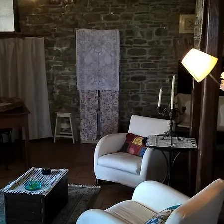 Feriehus Casa Vacanza La Torcia