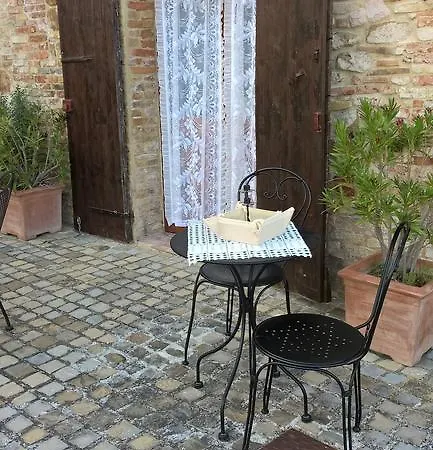 Feriehus Casa Vacanza La Torcia