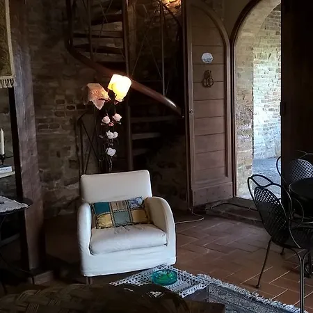 Feriehus Casa Vacanza La Torcia