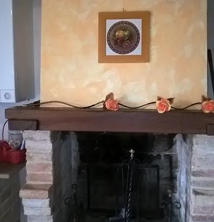 Дом отдыха Casa Vacanza La Torcia *