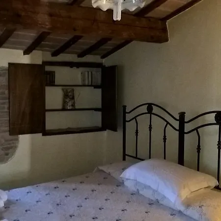 Casa Vacanza La Torcia * Arcevia