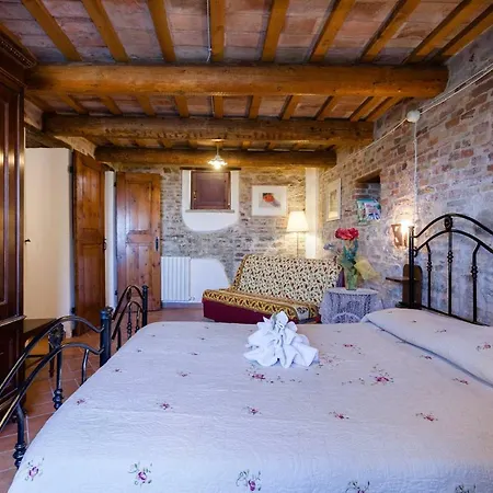 Feriehus Casa Vacanza La Torcia *
